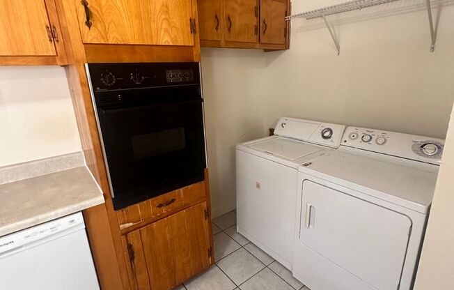 2 beds, 1.5 baths, 900 sqft, $1,440, Unit F-11