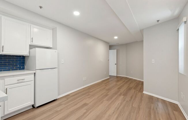 1 bed, 1 bath, 349 sqft, $1,845, Unit 201