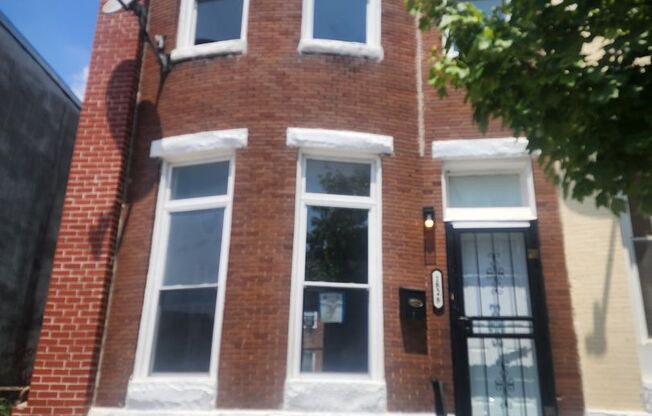 Spacious 3 Bedroom Home In West Baltimore