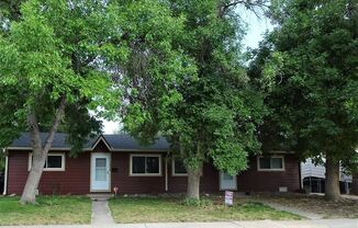 2-Bed/1-Bath Home in Duplex on Quiet Street