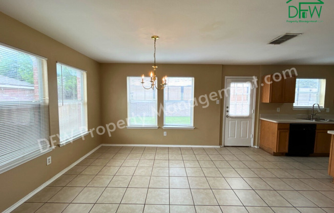 3 beds, 2.5 baths, $2,195