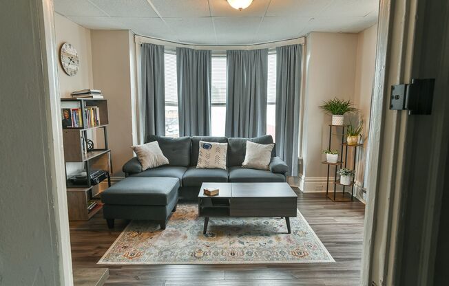1 bed, 1 bath, 600 sqft, $995, Unit Apt 25