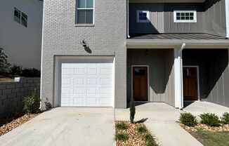 3 beds, 2.5 baths, $2,295