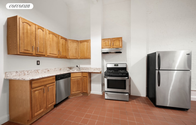 Studio, 1 bath, $2,500, Unit 1L