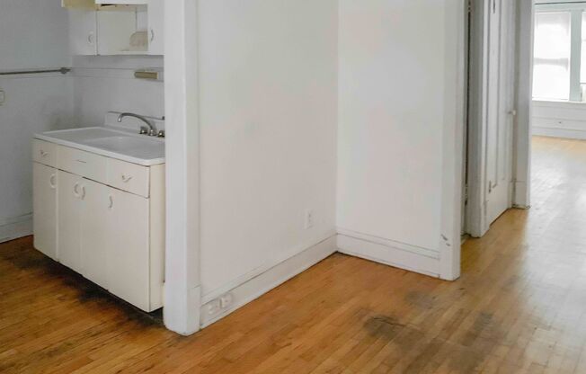 Studio, 1 bath, 520 sqft, $1,775, Unit 630.5-7