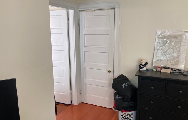 14 GARRISON AVE