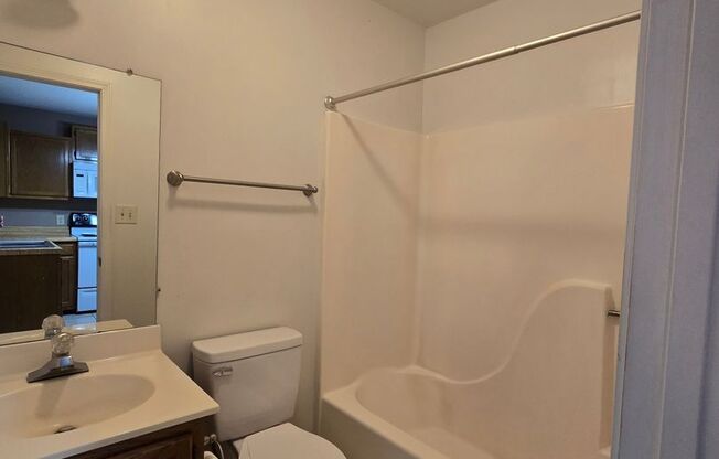 1 bed, 1 bath, 500 sqft, $925, Unit 1933