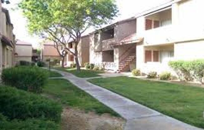 1 bed, 1 bath, $1,075, Unit # #C 28