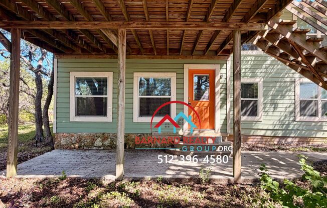 Available Now: 2 Bed 1 Bath with Majority of Bills Paid in the Country!