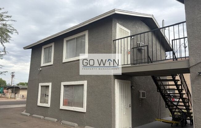 2 beds, 1 bath, 750 sqft, $1,199, Unit 4