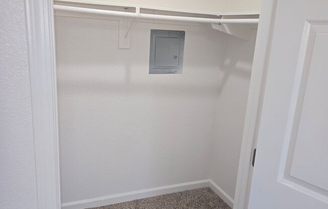 1 bed, 1 bath, 500 sqft, $1,795, Unit 71-26