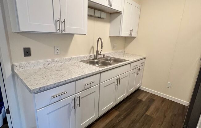 1 bed, 1 bath, 700 sqft, $650, Unit Apt# B2