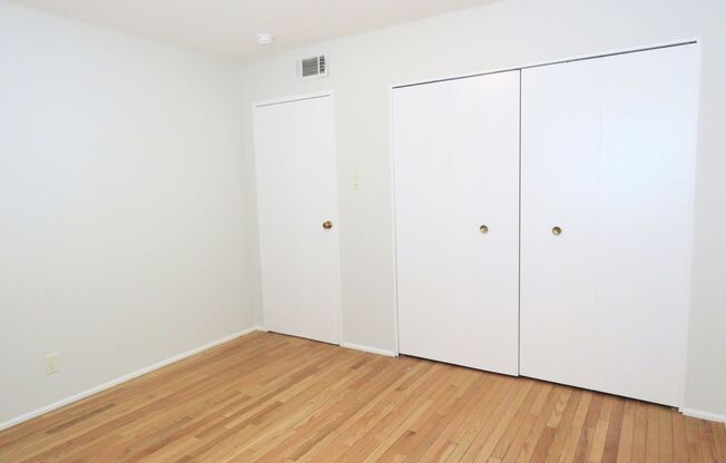 1 bed, 1 bath, $2,975, Unit 4