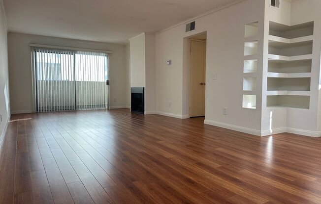 1 bed, 1 bath, $2,195, Unit 205