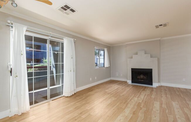 Remodeled first floor unit in gated community with pool/spa