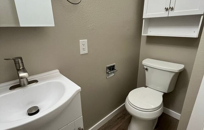 1 bed, 1 bath, 415 sqft, $1,395, Unit 19