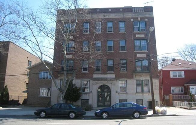 864 - Victoria Grande, LLC