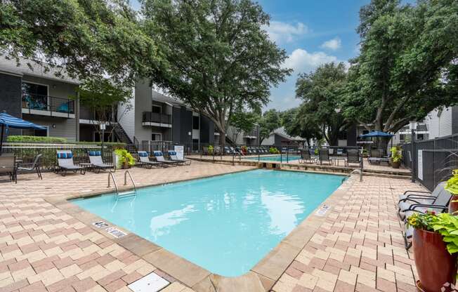 our apartments have a swimming pool with chairs