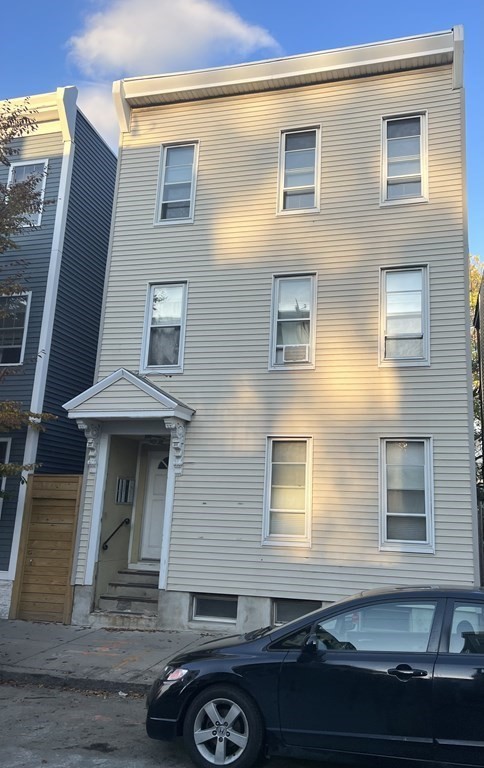 8 SHELBY ST