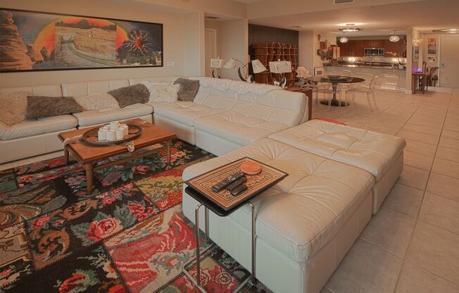 2 beds, 2.5 baths, $4,700
