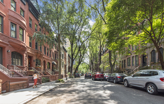 59 W 94 ST