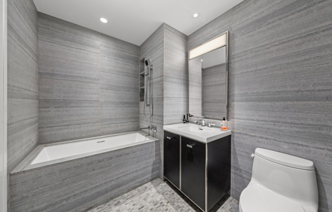 1 bed, 1 bath, 688 sqft, $6,000, Unit 60G