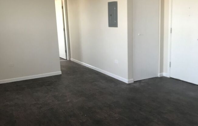 1 bed, 1 bath, 500 sqft, $1,095, Unit 504