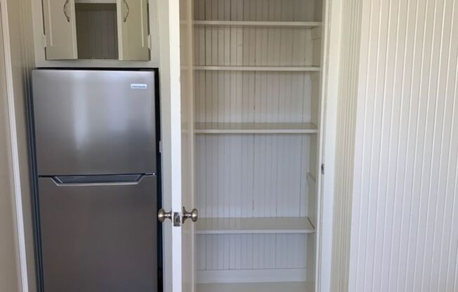 G3 | (QuelleII) 1200 Carmelita Avenue