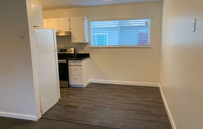 2 beds, 1 bath, 775 sqft, $2,695