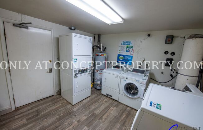 2 beds, 1 bath, 700 sqft, $1,275, Unit 30