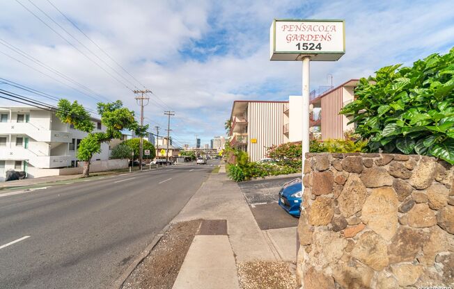 Perfectly Situated 2-Bedroom 1-Bath Hidden Gem in the Heart of Makiki