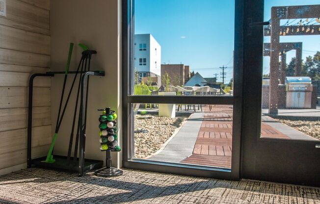 2 beds, 2 baths, 1,098 sqft, $1,630, Unit 422