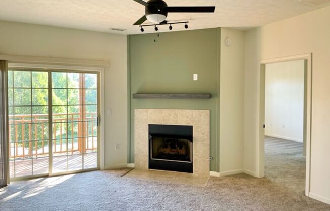 1 bed, 1.5 baths, 1,100 sqft, $1,565, Unit CED - 2643