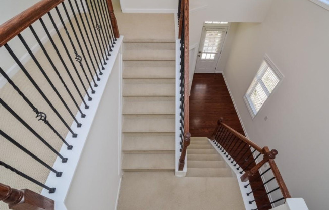 5780 WEDDINGTON DR