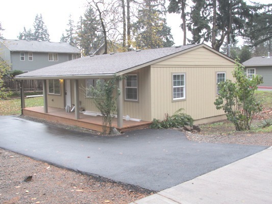 One level- Remodeled home, Hardwoods, with porch on dead-end street!