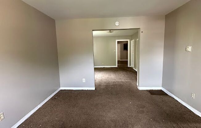 3 beds, 1 bath, $1,375