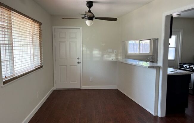 Spacious 2 bed 1bath home in the well desired Arden-Arcade Area!