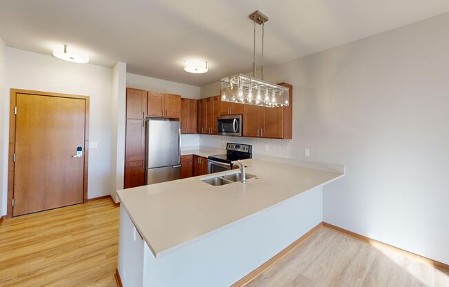 1 bed, 1 bath, 774 sqft, $1,310, Unit 2800-214