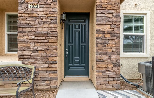 INSPIRADA TOWNHOME-TWO PRIMARY BEDROOMS, EACH WITH A PRIVATE BATHROOM-ATTACHED 2 CAR GARAGE!