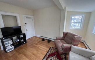 2 beds, 1 bath, , $3,300, Unit 3