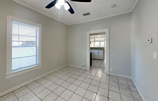 1104 W KIRBY ST