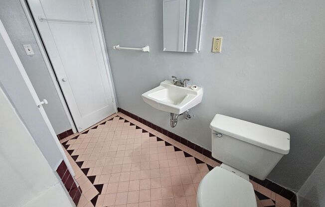 38th St. Duplex