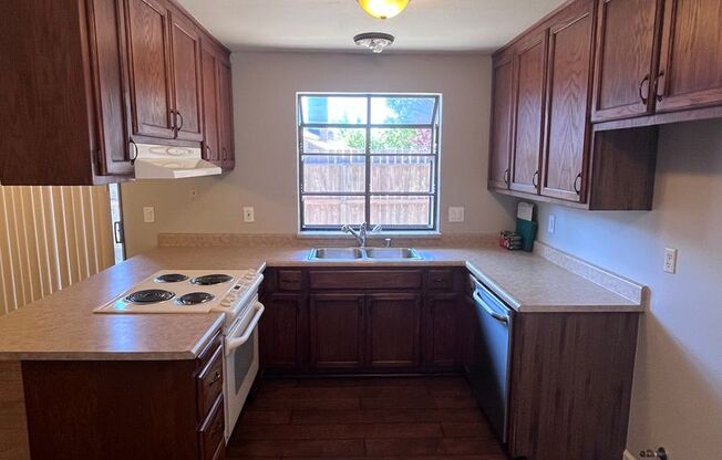 NICE UPDATED HOME IN CITRUS HEIGHTS!!