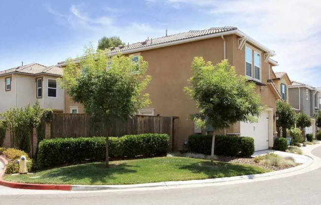 3 beds, 2 baths, $2,395