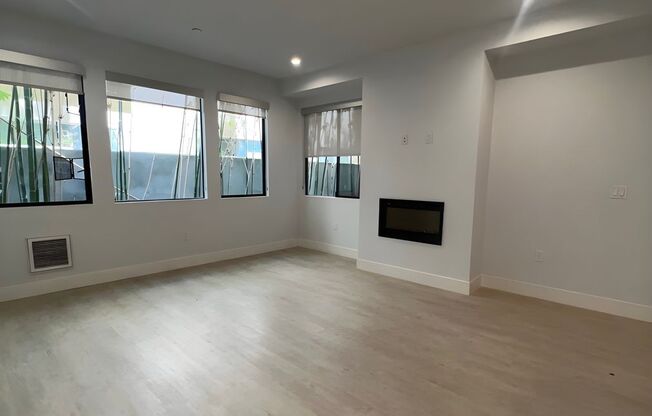 2 beds, 2 baths, 1,180 sqft, $3,948, Unit 103