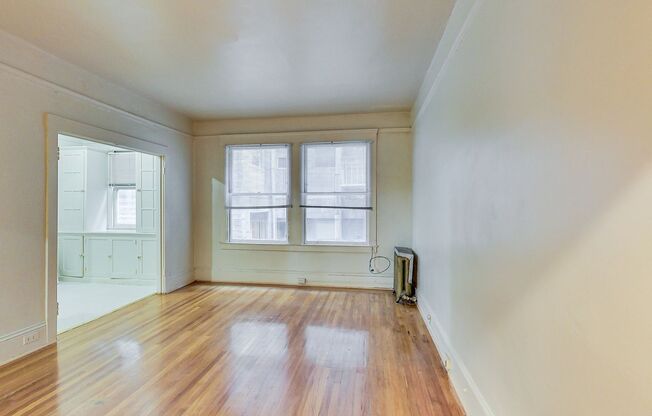 1112 LARKIN ST
