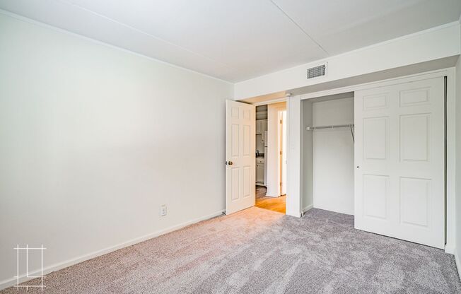 2 beds, 1 bath, $1,450, Unit 1400 Neil Ave Apt. 102