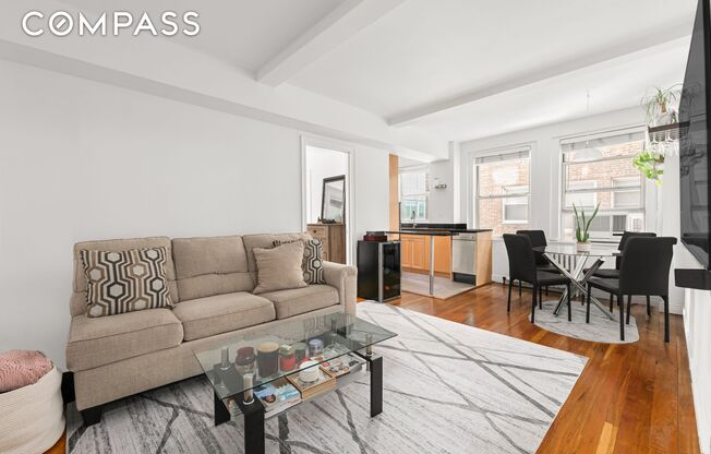 333 E 43 ST