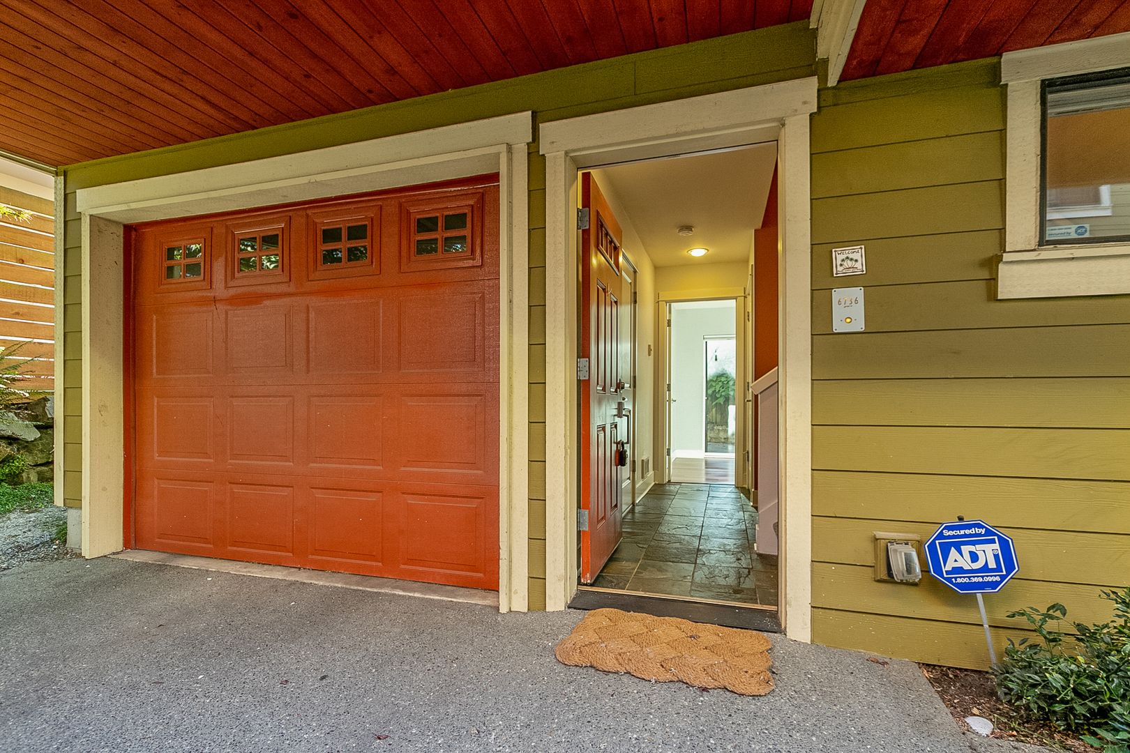 3Bd/2.5Ba Seattle Townhouse