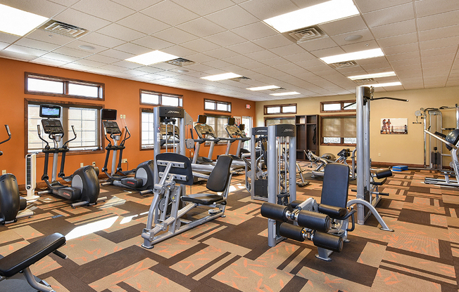 Bass Lake Hills Townhomes - Fitness Center